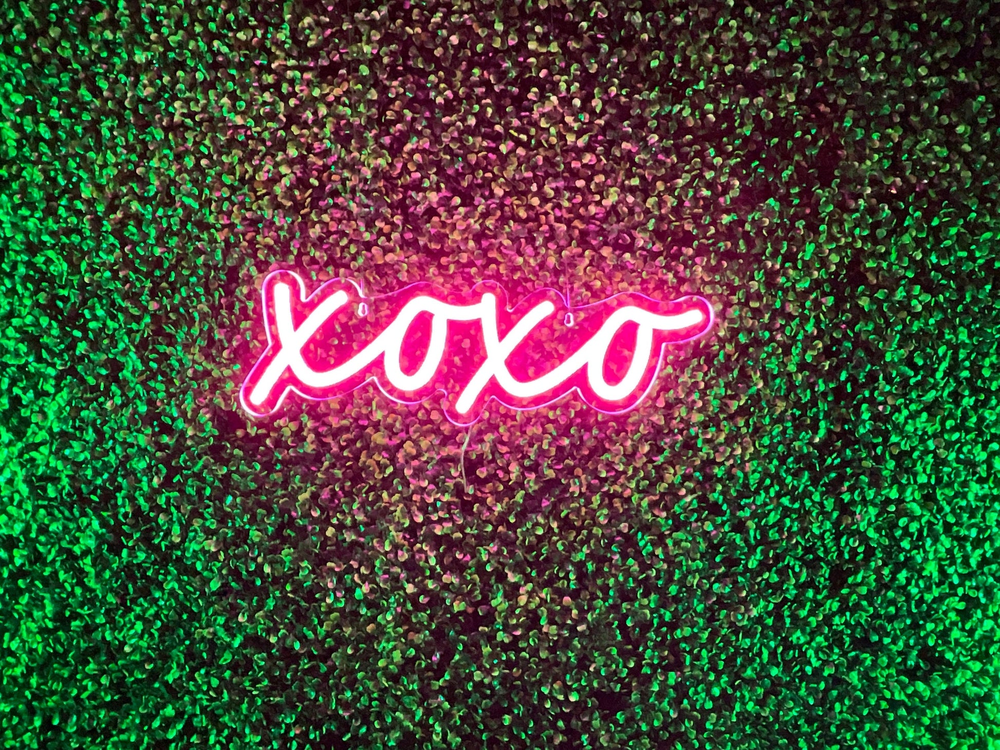 XoXo Neon Sign - Hugs and Kisses Neon Light - Wedding, Anniversary, Valentines Gift