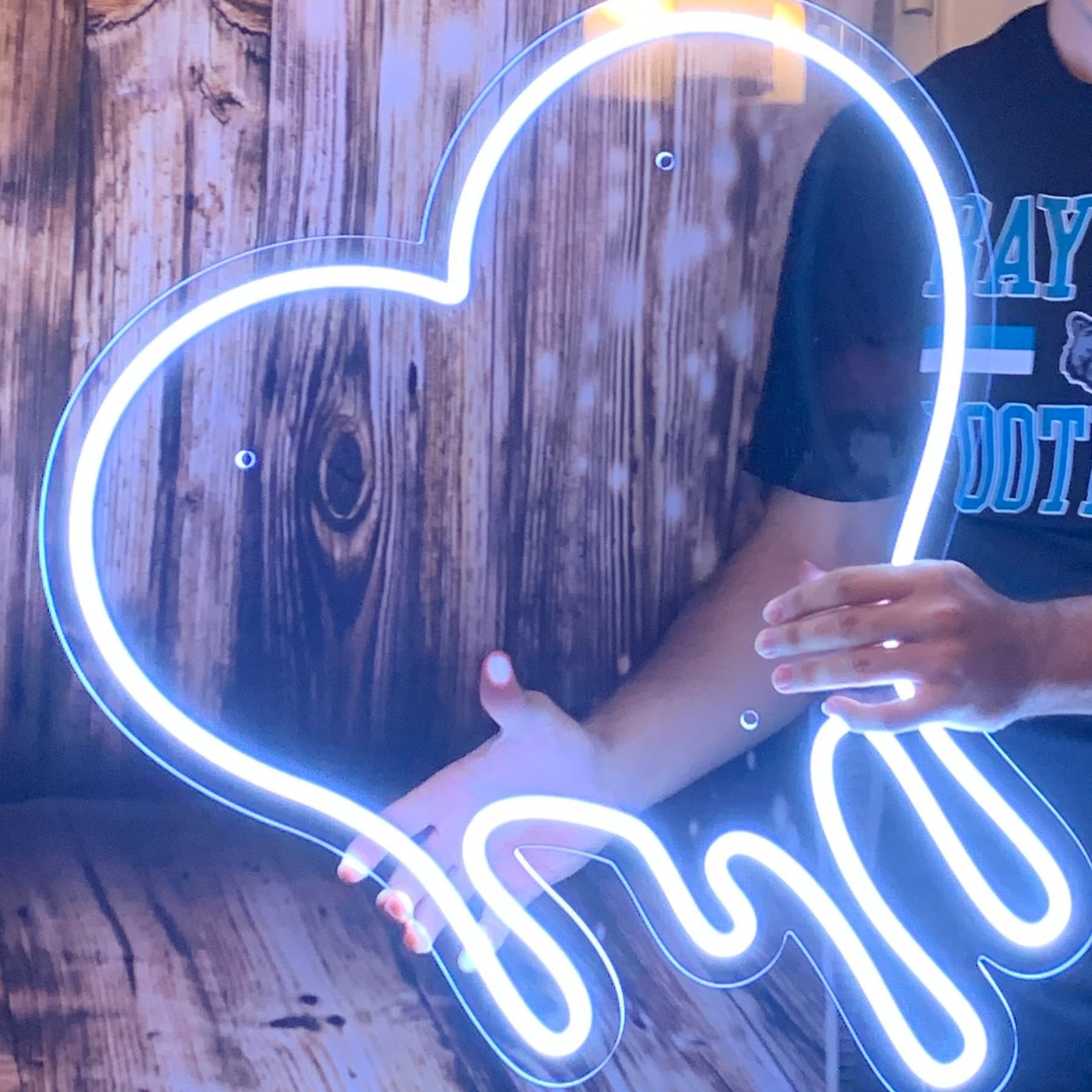 Dripping Heart Neon Sign | NeonChili