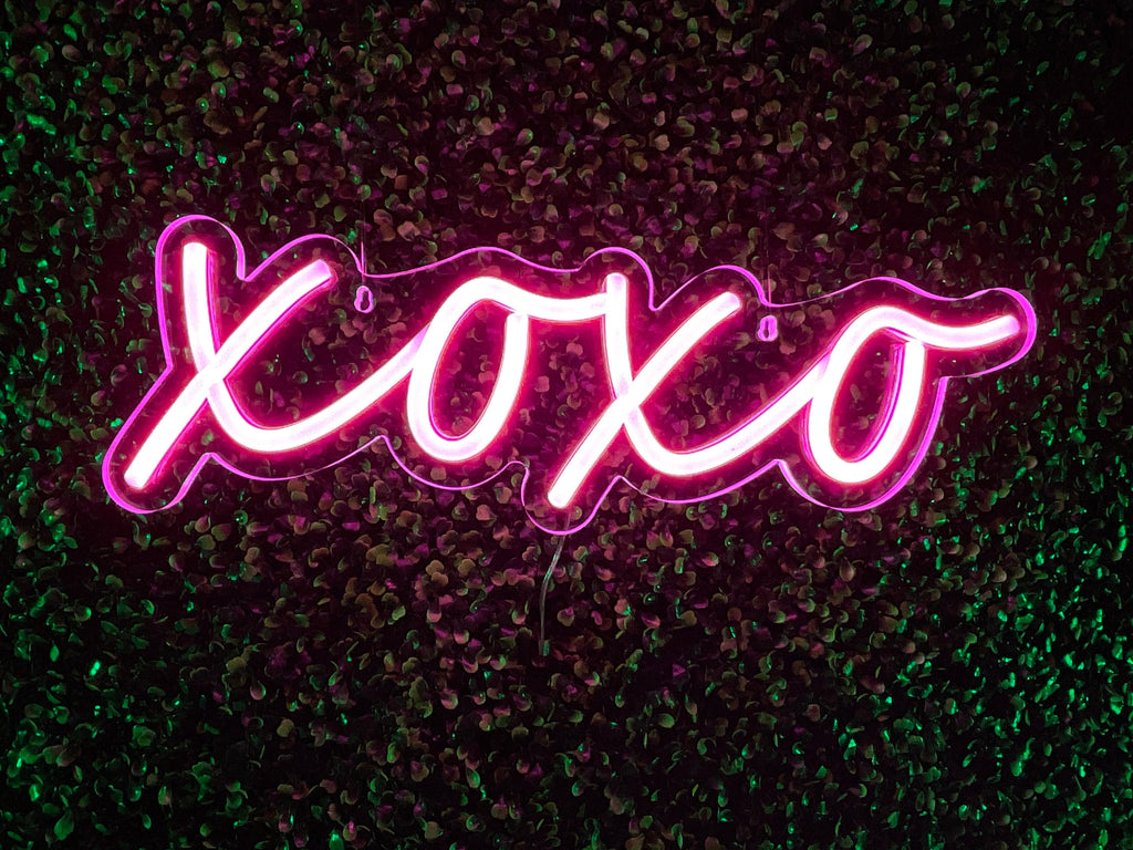 XoXo Neon Sign - Hugs and Kisses Neon Light - Wedding, Anniversary, Valentines Gift